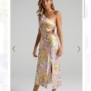 Showpo - GLAUCUS DRESS IN ELEGANT ROSE size M